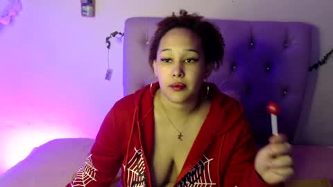Snapshot of kristal_mild_ chatting on January 28, 6:49 am Kristal online show from January 28, 6:49 am