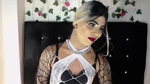 Snapshot of kristal_queen01 chatting on March 22, 7:45 am kristal_queen01 online show from March 22, 7:45 am