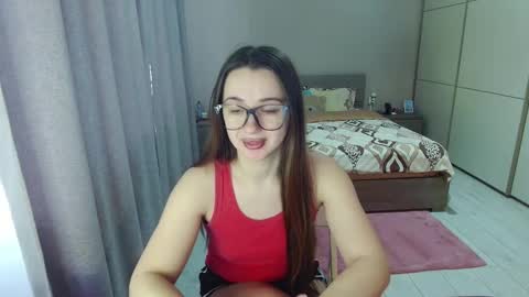 Snapshot of kristall_xxx chatting on March 21, 5:23 am twitter Annemarye 23 online show from March 21, 5:23 am