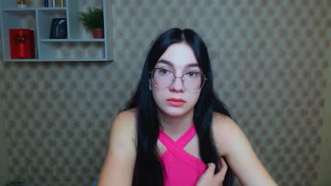 Kristen online show from September 24, 5:33 am