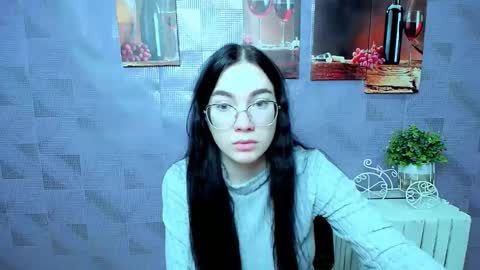 Kristen online show from October 21, 7:42 am