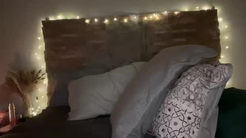 Snapshot of kristi_sinner chatting on March 16, 4:07 am Kristi online show from March 16, 4:07 am