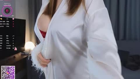 Snapshot of kristigroune chatting on February 26, 6:23 am Zara online show from February 26, 6:23 am