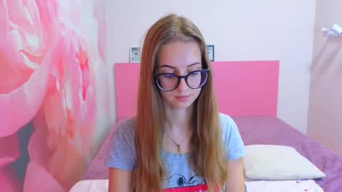 Kristina Adel online show from November 8, 8:36 am