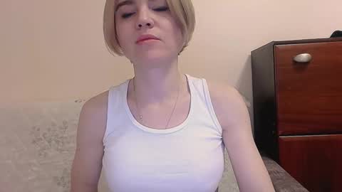 Snapshot of kristina_vagner chatting on March 8, 11:27 am kristina_vagner online show from March 8, 11:27 am