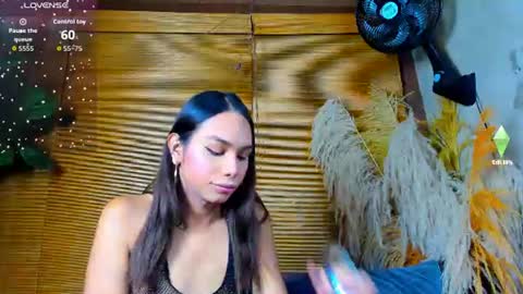 Snapshot of kristinagriner chatting on June 18, 1:06 am KristinaGriner online show from June 18, 1:06 am