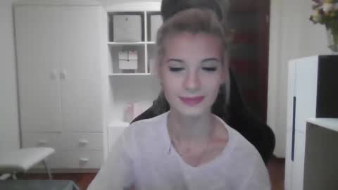 Snapshot of kristineamore chatting on October 10, 6:34 am KristineAmore online show from October 10, 6:34 am