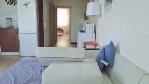 Kristi online show from September 30, 5:23 am