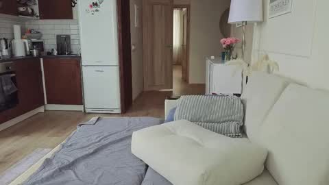 Kristi online show from March 13, 4:52 am