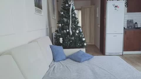 Kristi online show from December 15, 5:23 am