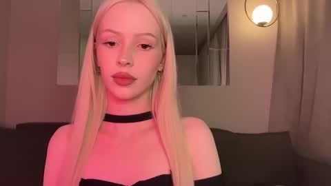 Kristy and Alice online show from February 23, 9:45 pm