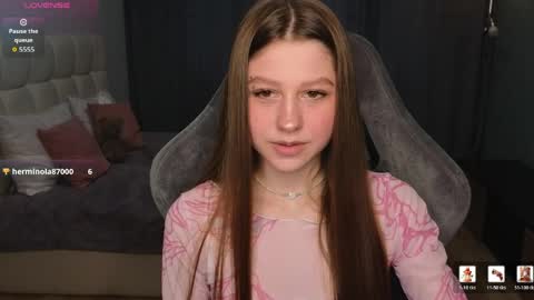 Snapshot of kristybell chatting on March 30, 8:15 am Kristy online show from March 30, 8:15 am