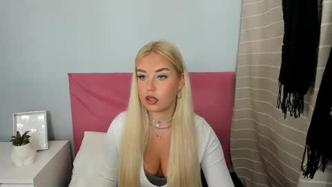 KristyFlowers online show from January 12, 8:57 am