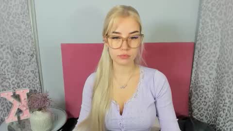 KristyFlowers online show from December 17, 6:30 am