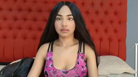 Cristina online show from November 24, 8:08 pm