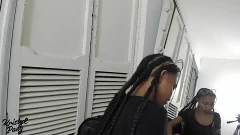 Cristina online show from January 8, 7:05 pm