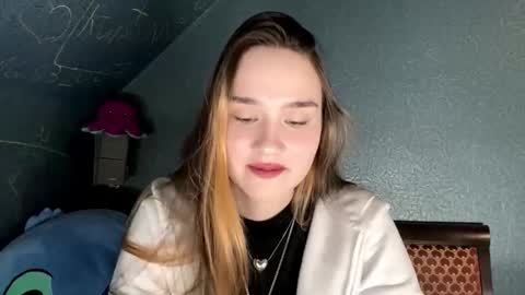 Snapshot of kristynmarkwood chatting on March 18, 4:43 pm Marry online show from March 18, 4:43 pm