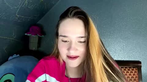 Snapshot of kristynmarkwood chatting on March 19, 4:22 pm Marry online show from March 19, 4:22 pm