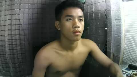 kritthanarkorn online show from November 6, 1:56 pm