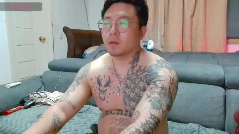 Snapshot of krnluvr chatting on April 5, 2:25 pm krnluvr online show from April 5, 2:25 pm