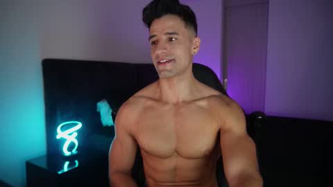 KROPS online show from December 14, 8:02 pm