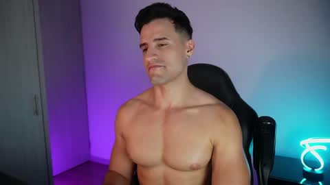 Snapshot of krops_ chatting on May 16, 5:48 am KROPS online show from May 16, 5:48 am