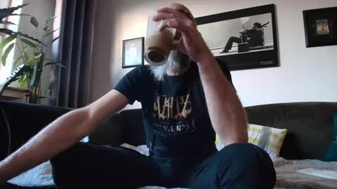 krummersaebel online show from February 23, 4:35 pm