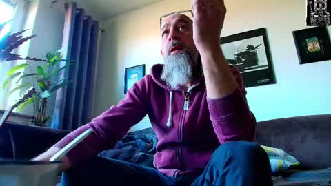 krummersaebel online show from March 8, 10:11 am