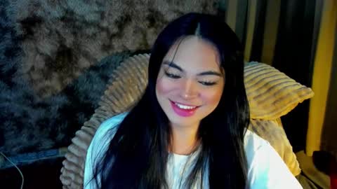 Snapshot of krystal_angel chatting on March 7, 8:50 pm krystal_angel online show from March 7, 8:50 pm