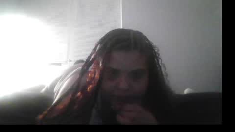 krystalrodri91731959 online show from April 3, 7:06 am