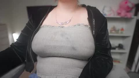 Krystal Syx online show from September 30, 10:37 pm