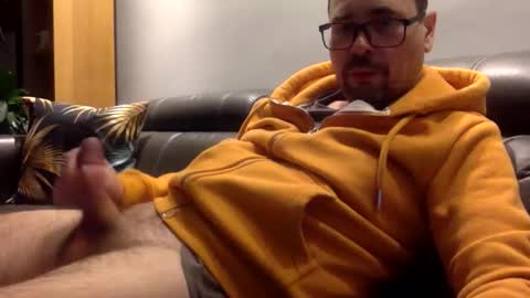 krzysztof1977 online show from February 5, 10:47 pm