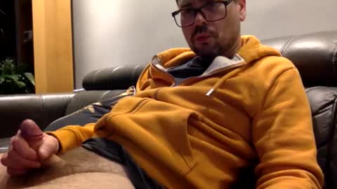 krzysztof1977 online show from February 25, 10:30 pm