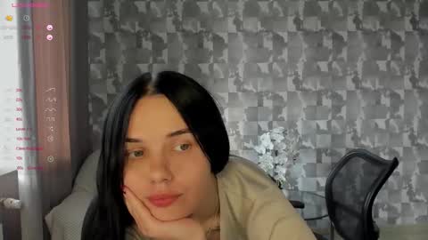 Snapshot of kseni_a chatting on October 14, 10:27 am Ksenia online show from October 14, 10:27 am