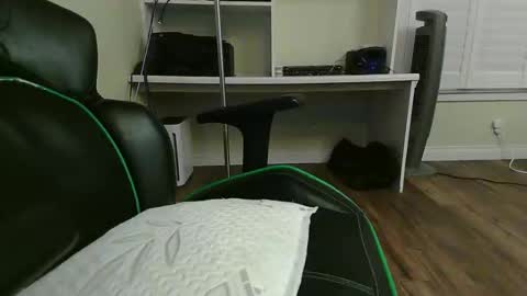 Kevin online show from November 4, 7:29 am