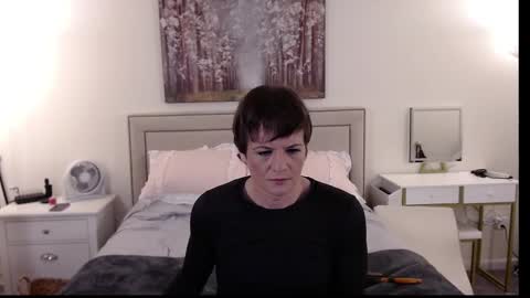 Cait online show from November 3, 1:08 am