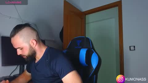 kumonass online show from October 2, 6:31 am