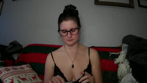 Snapshot of kunzitegoddess chatting on December 16, 2:38 pm Samantha online show from December 16, 2:38 pm