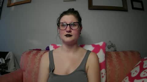 Snapshot of kunzitegoddess chatting on January 19, 11:00 pm Samantha online show from January 19, 11:00 pm