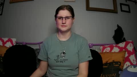 Snapshot of kunzitegoddess chatting on February 21, 1:00 am Samantha online show from February 21, 1:00 am