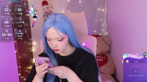 Snapshot of kurochan420 chatting on December 17, 12:38 am Andy online show from December 17, 12:38 am