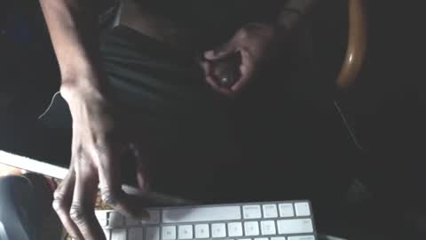 Snapshot of kurokaiju_25 chatting on January 29, 3:01 am Tripod614 online show from January 29, 3:01 am