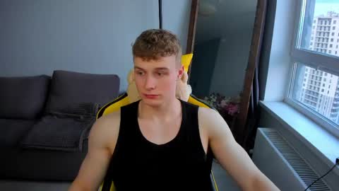 kurt_hanssen online show from May 24, 6:13 pm
