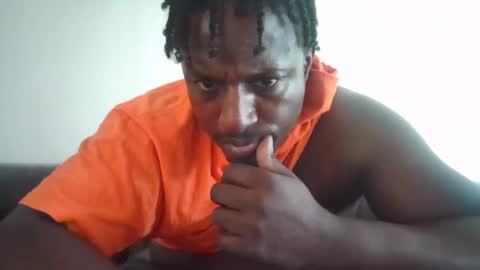Snapshot of kushgod711 chatting on January 7, 8:21 pm kgbbc9 online show from January 7, 8:21 pm