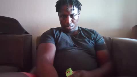 Snapshot of kushgod711 chatting on January 11, 6:33 pm kgbbc9 online show from January 11, 6:33 pm