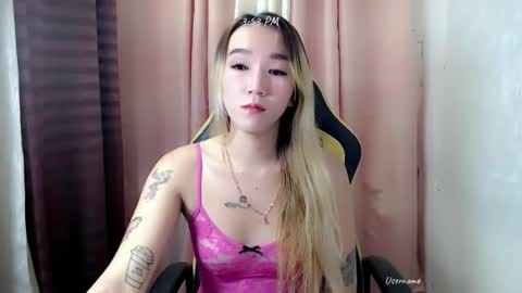 kweenie1026 online show from February 28, 7:53 am