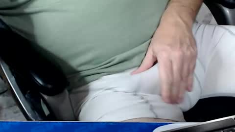 Snapshot of kwib34 chatting on January 10, 10:39 am kwib34 online show from January 10, 10:39 am