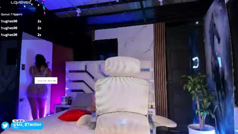 Snapshot of kya_miller_ chatting on August 4, 11:18 pm kya_miller_ online show from August 4, 11:18 pm