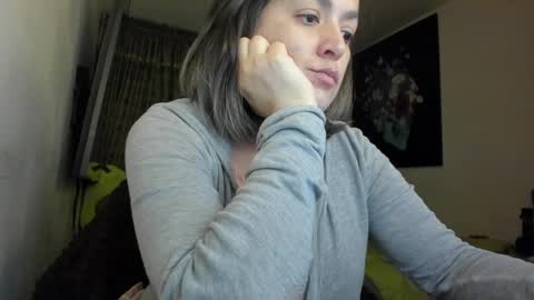 kyhara online show from May 12, 2:19 am