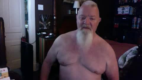 Snapshot of kyhgihntight chatting on September 16, 8:32 pm Nick Nude Celt KYHighNTight online show from September 16, 8:32 pm